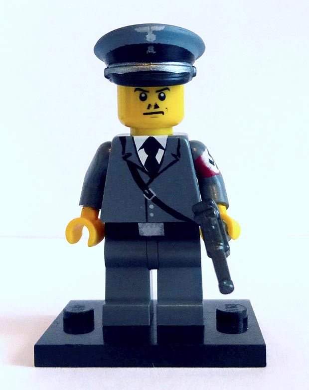Náci lego figurákat kínál az Ali Express Náci lego figurákat kínál az Ali Express