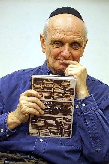 Bemutatta új könyvét György Péter a Páva zsinagógában Bemutatta új könyvét György Péter a Páva zsinagógában