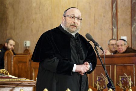 Dr. Frölich Róbert: A miniszteri biztos írása nem kódol, nem ölt álcát, nyíltan és hangosan antiszemita Dr. Frölich Róbert: A miniszteri biztos írása nem kódol, nem ölt álcát, nyíltan és hangosan antiszemita
