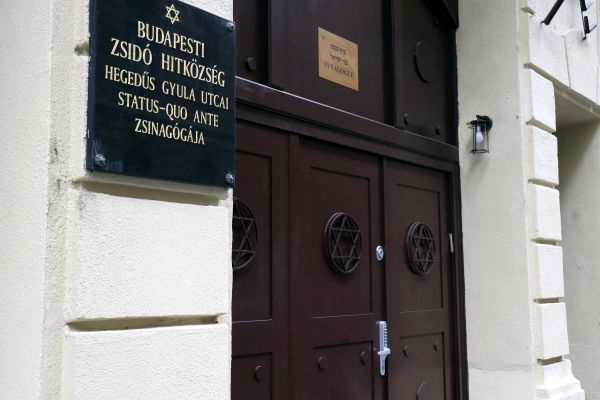 Konferencia a Hegedűs Gyula utcai zsinagógában Konferencia a Hegedűs Gyula utcai zsinagógában