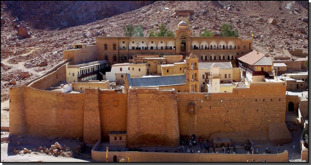 Hozzáférhetővé tették a sinai-félszigeti Szent Katalin kolostor kéziratait az interneten Hozzáférhetővé tették a sinai-félszigeti Szent Katalin kolostor kéziratait az interneten